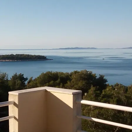 Sunny P Primošten